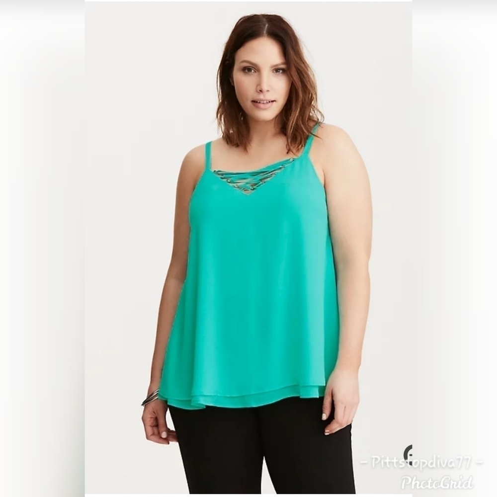 *TORRID STRAPPY FRONT DOUBLE LAYERED CHIFFON CAMI
